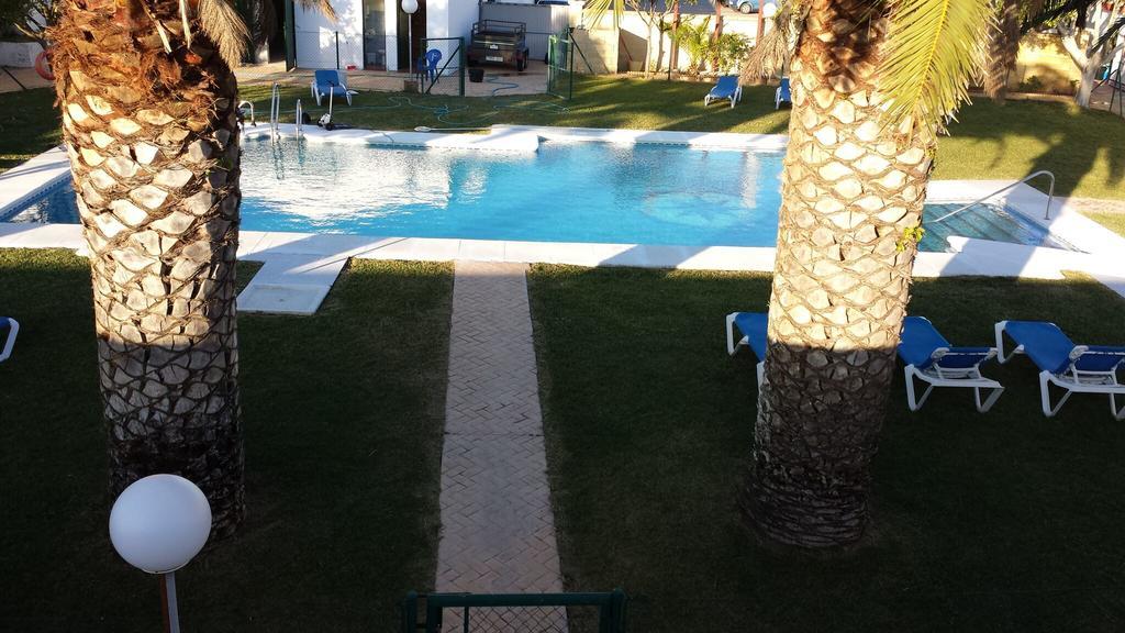 Hostal Las Parcelas Conil De La Frontera Dış mekan fotoğraf